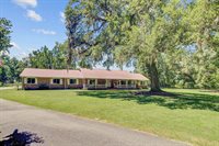 138 Brant Acres Lane, Bonneau, SC 29431