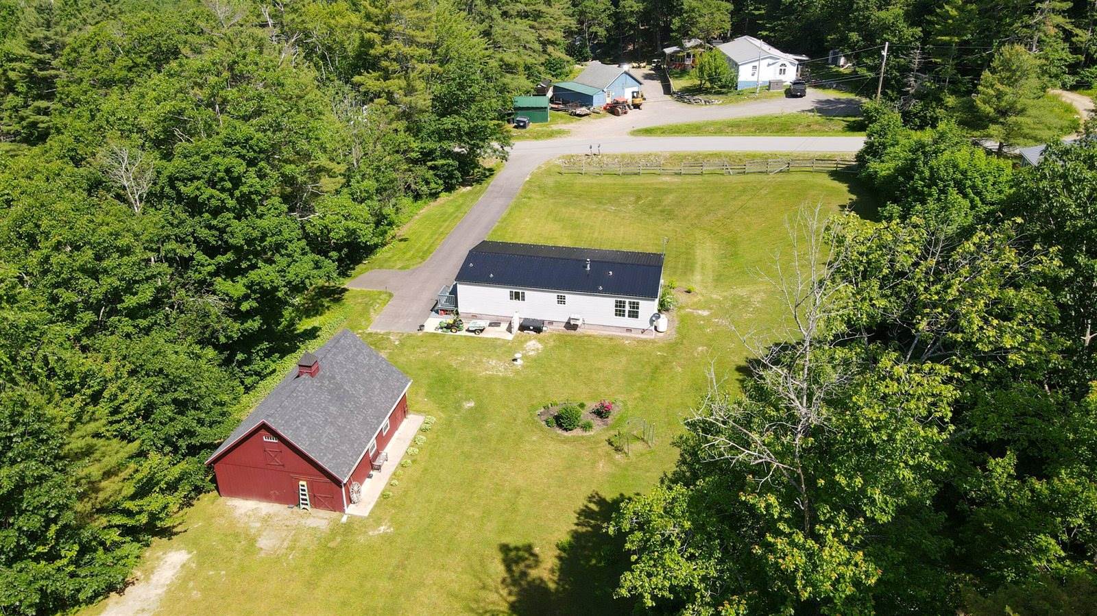 27 Hoxie Road, Orrington, ME 04474