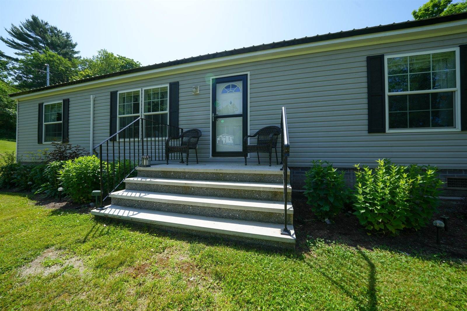 27 Hoxie Road, Orrington, ME 04474