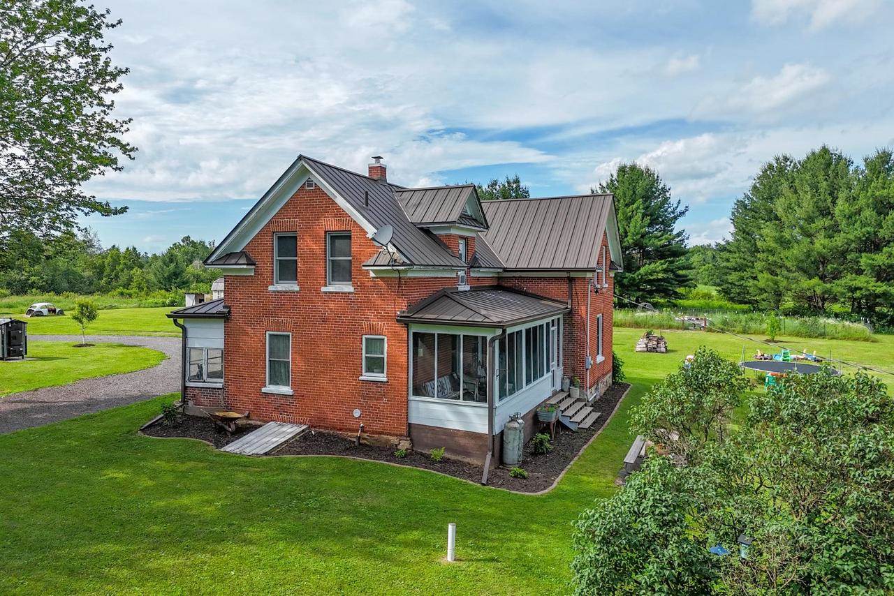 5230 County Road C, Vesper, WI 54489