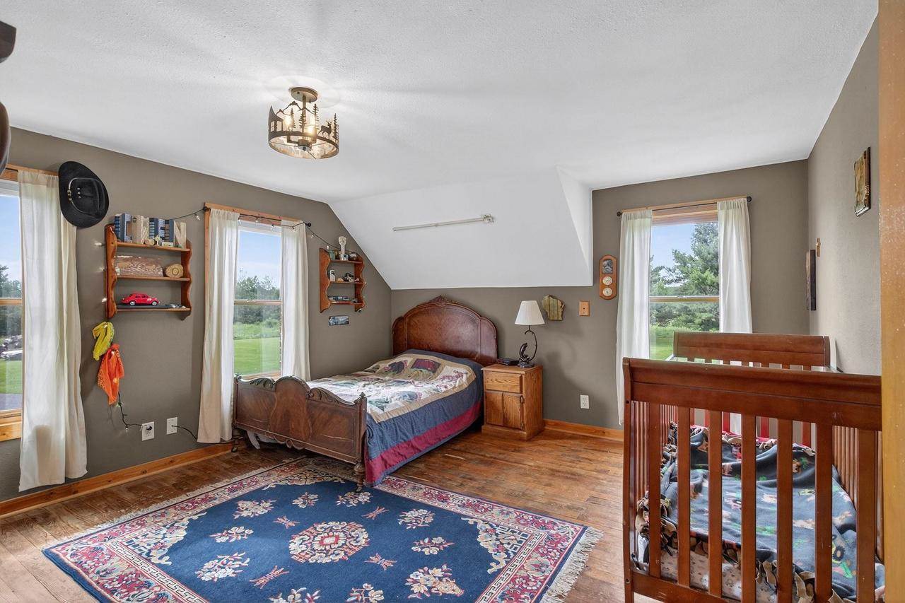 5230 County Road C, Vesper, WI 54489