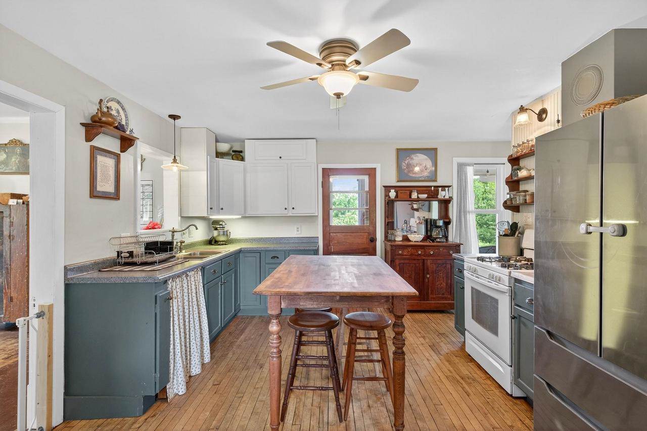 5230 County Road C, Vesper, WI 54489