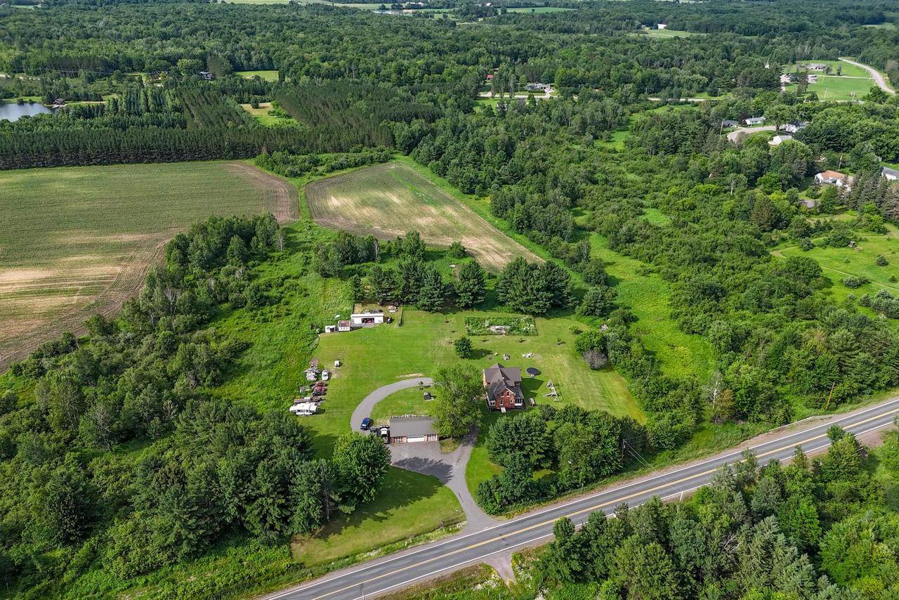 5230 County Road C, Vesper, WI 54489