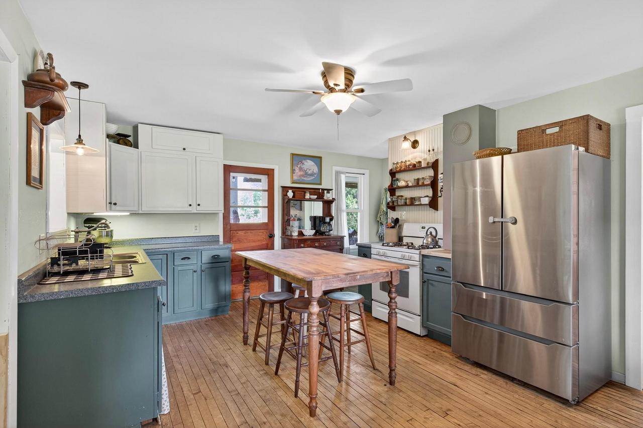 5230 County Road C, Vesper, WI 54489