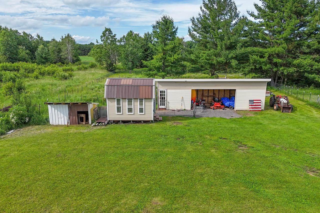5230 County Road C, Vesper, WI 54489