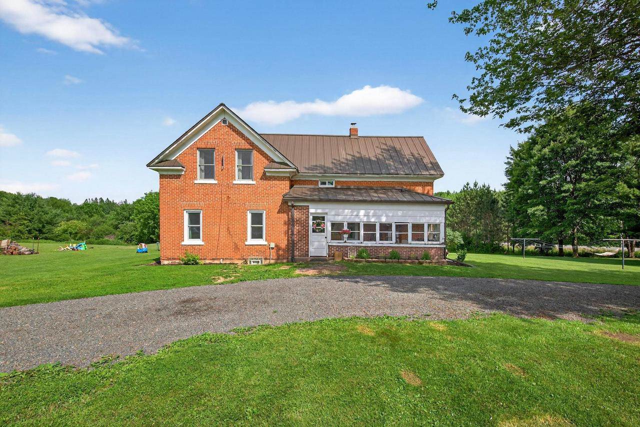 5230 County Road C, Vesper, WI 54489