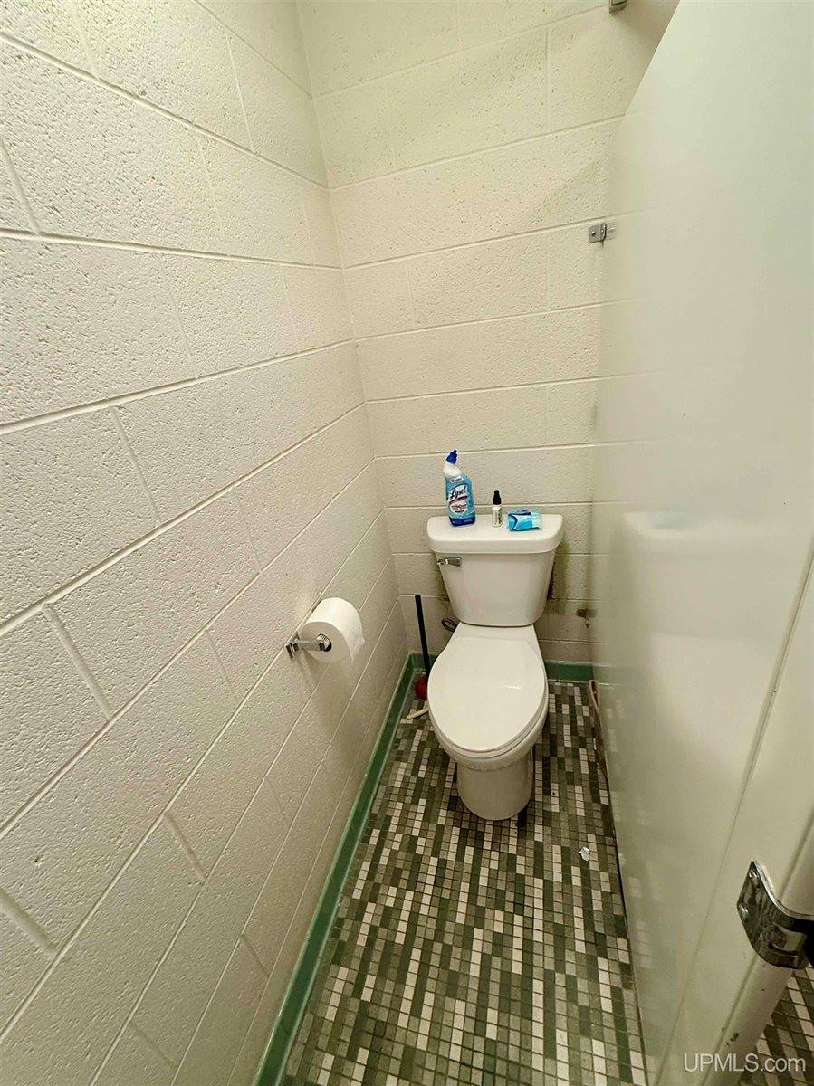 1700 Ash Street, Ishpeming, MI 49849