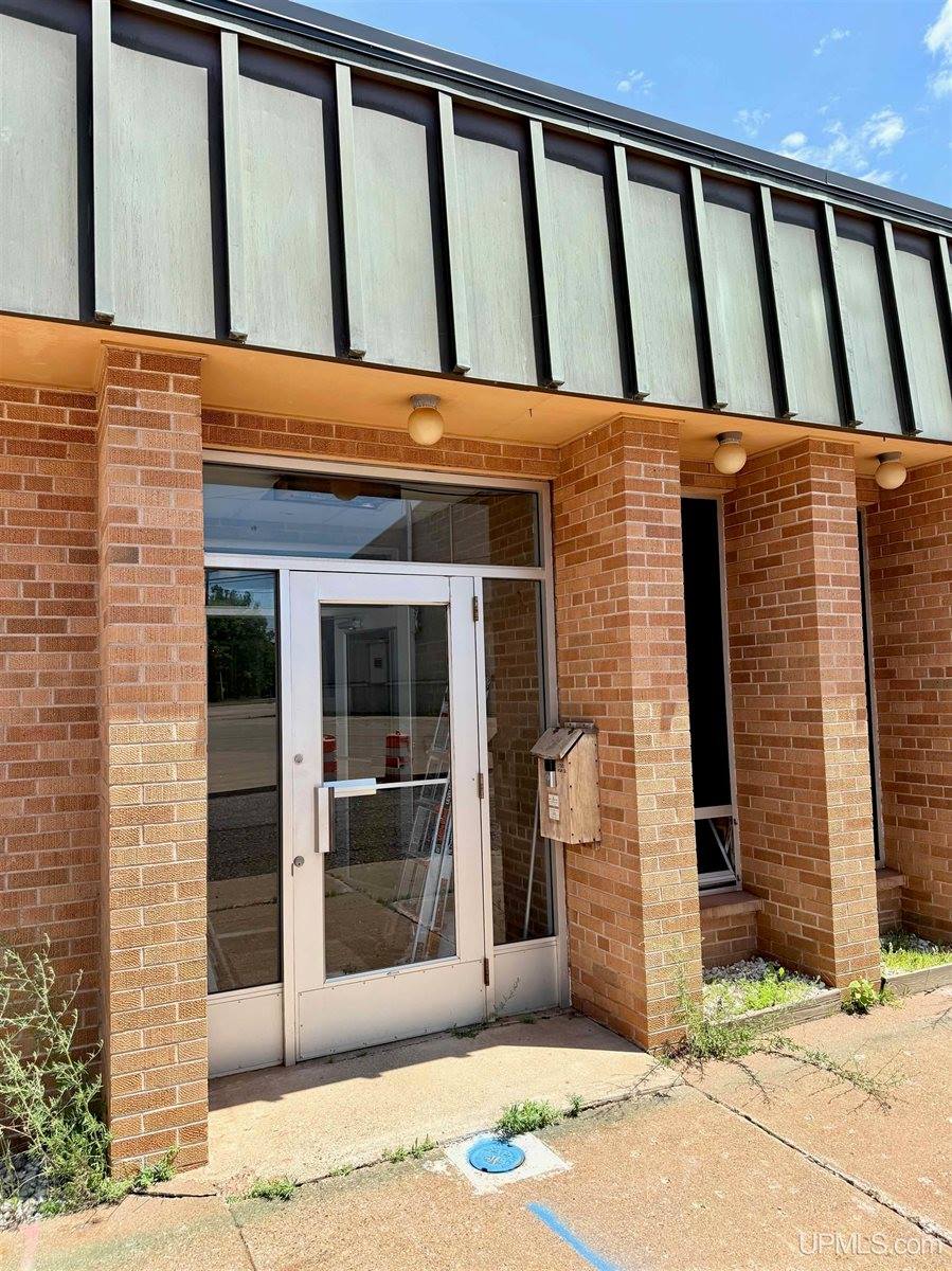 1700 Ash Street, Ishpeming, MI 49849