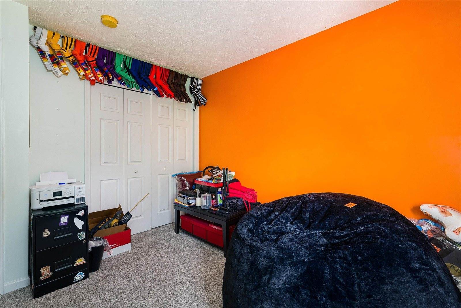 329 Emerald Dr, Harrisonburg, VA 22801