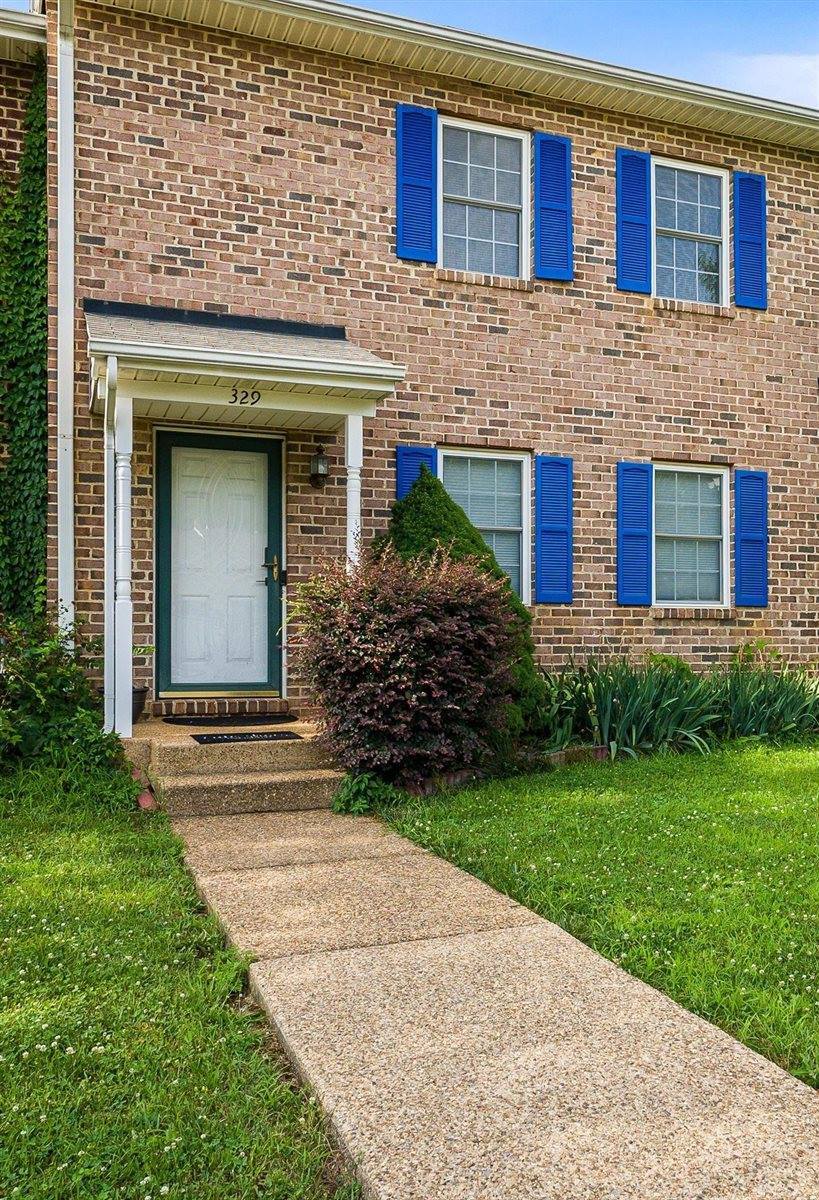 329 Emerald Dr, Harrisonburg, VA 22801