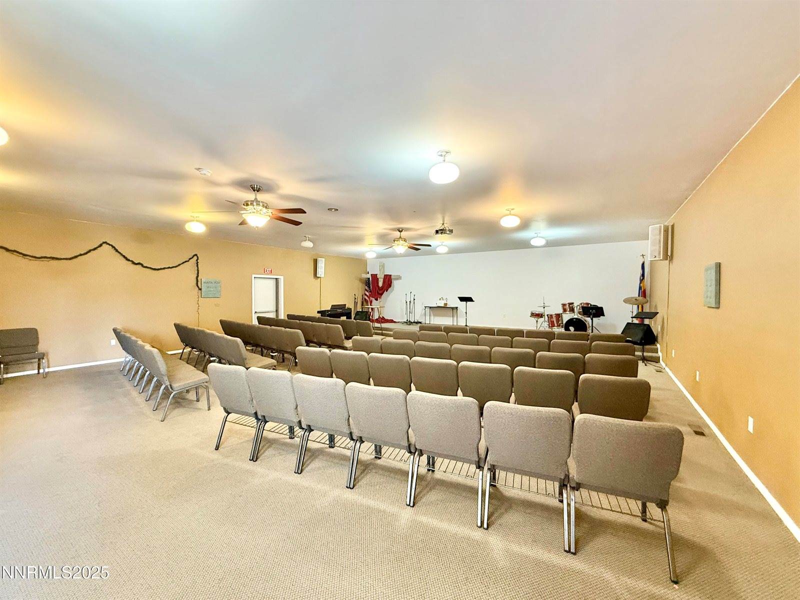 215 Palmer Street, Battle Mountain, NV 89820