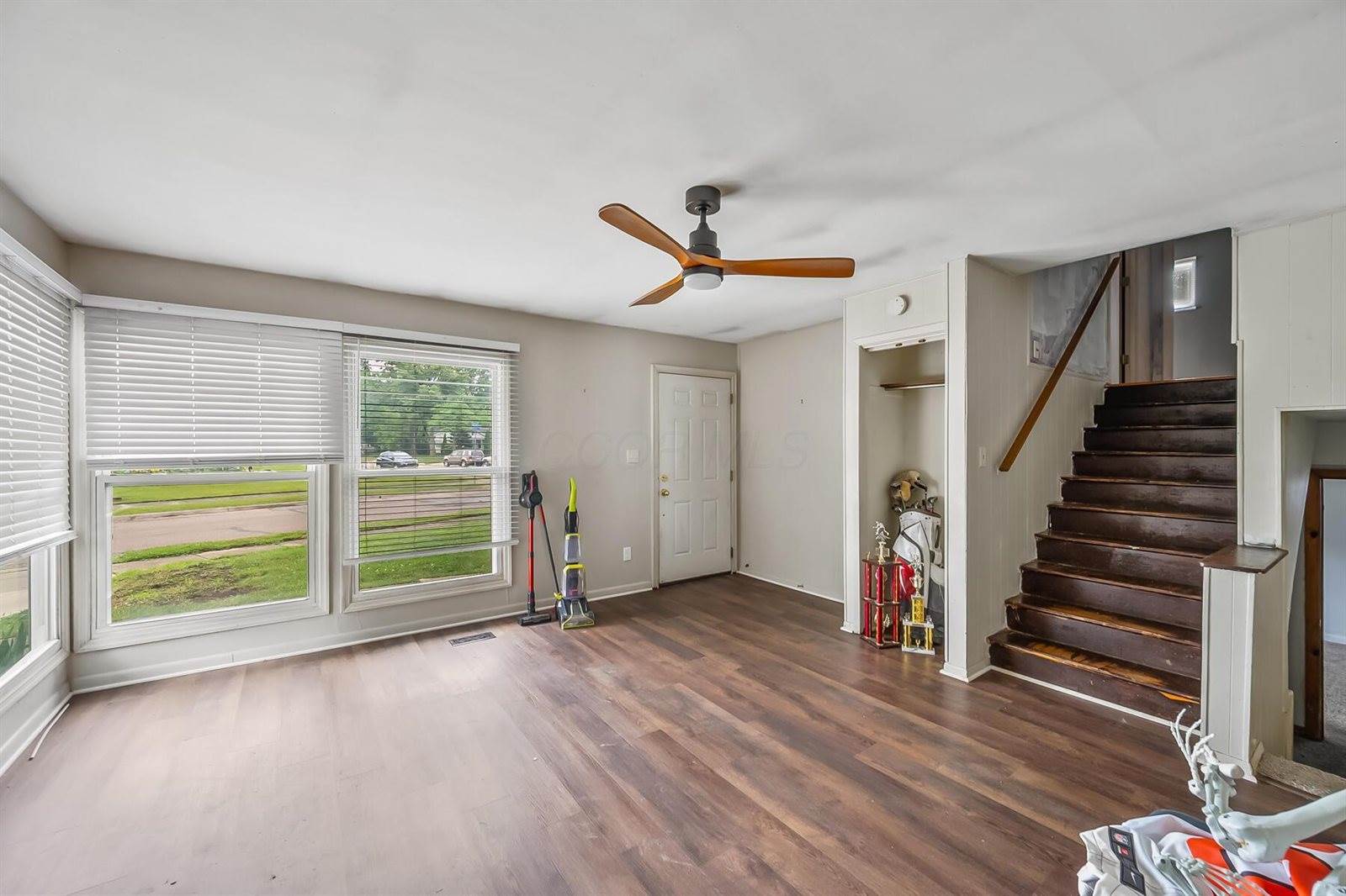 11 Richards Drive, Delaware, OH 43015