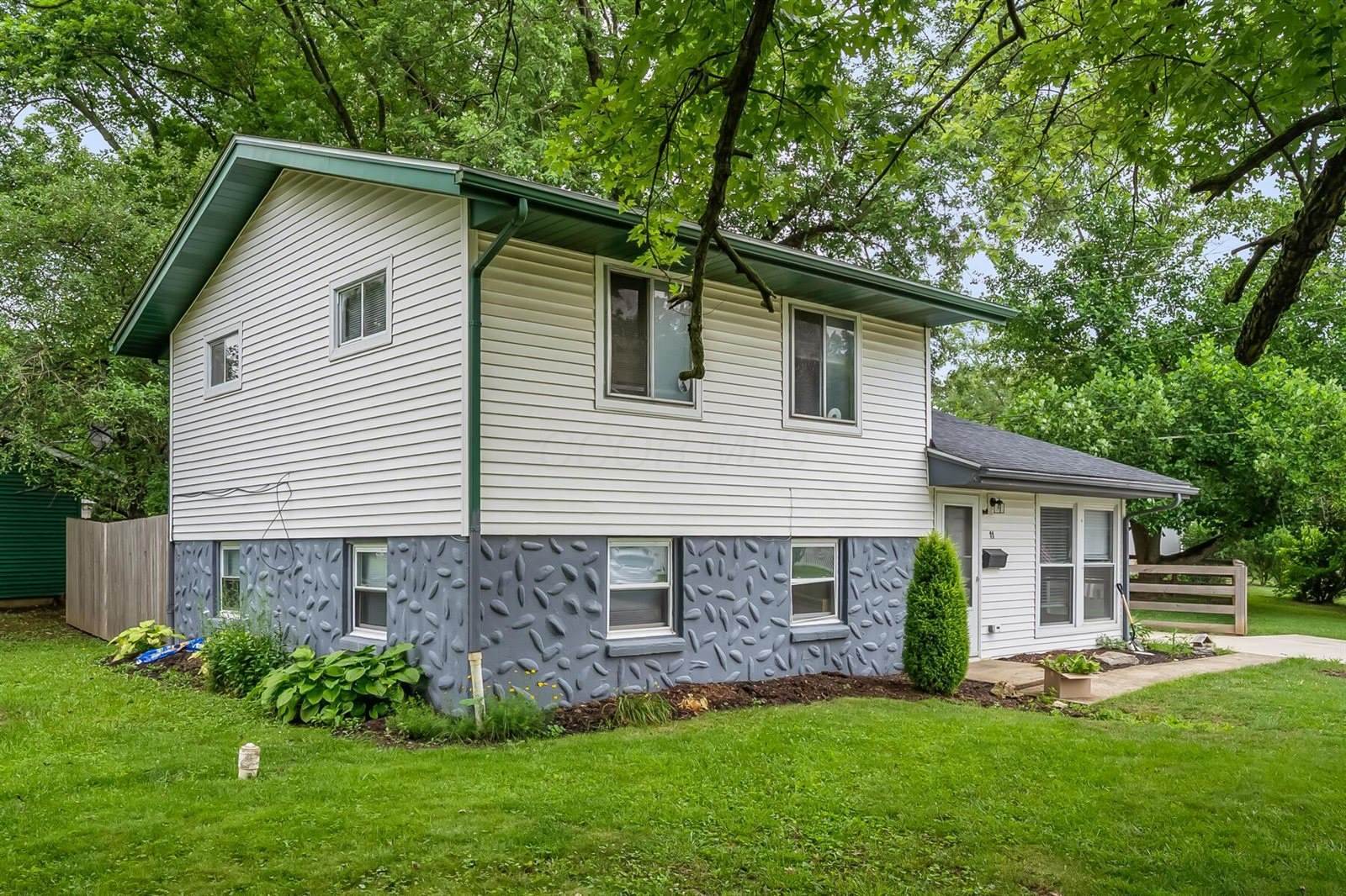 11 Richards Drive, Delaware, OH 43015