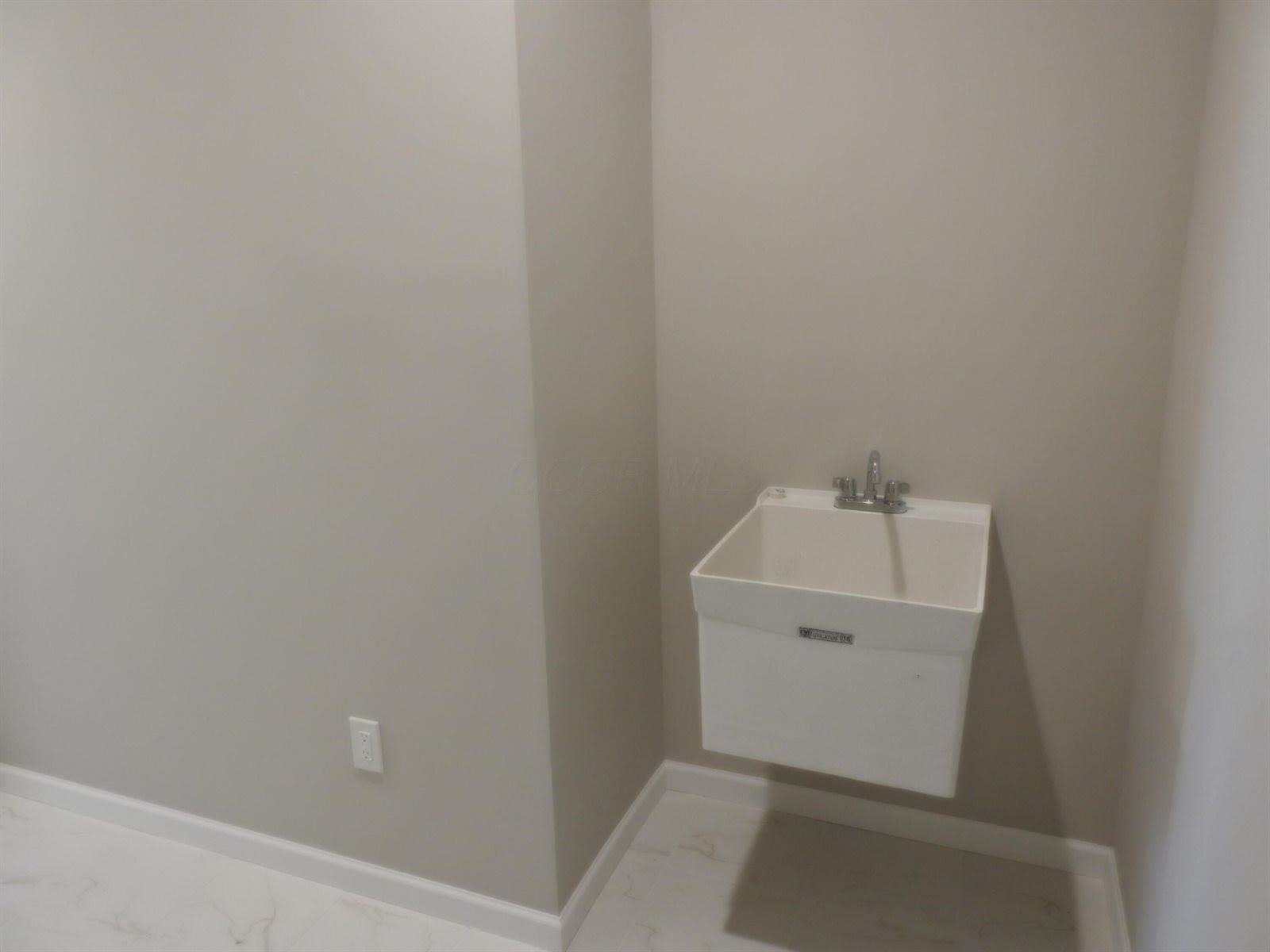 7263 Lehman Park Place, Canal Winchester, OH 43110