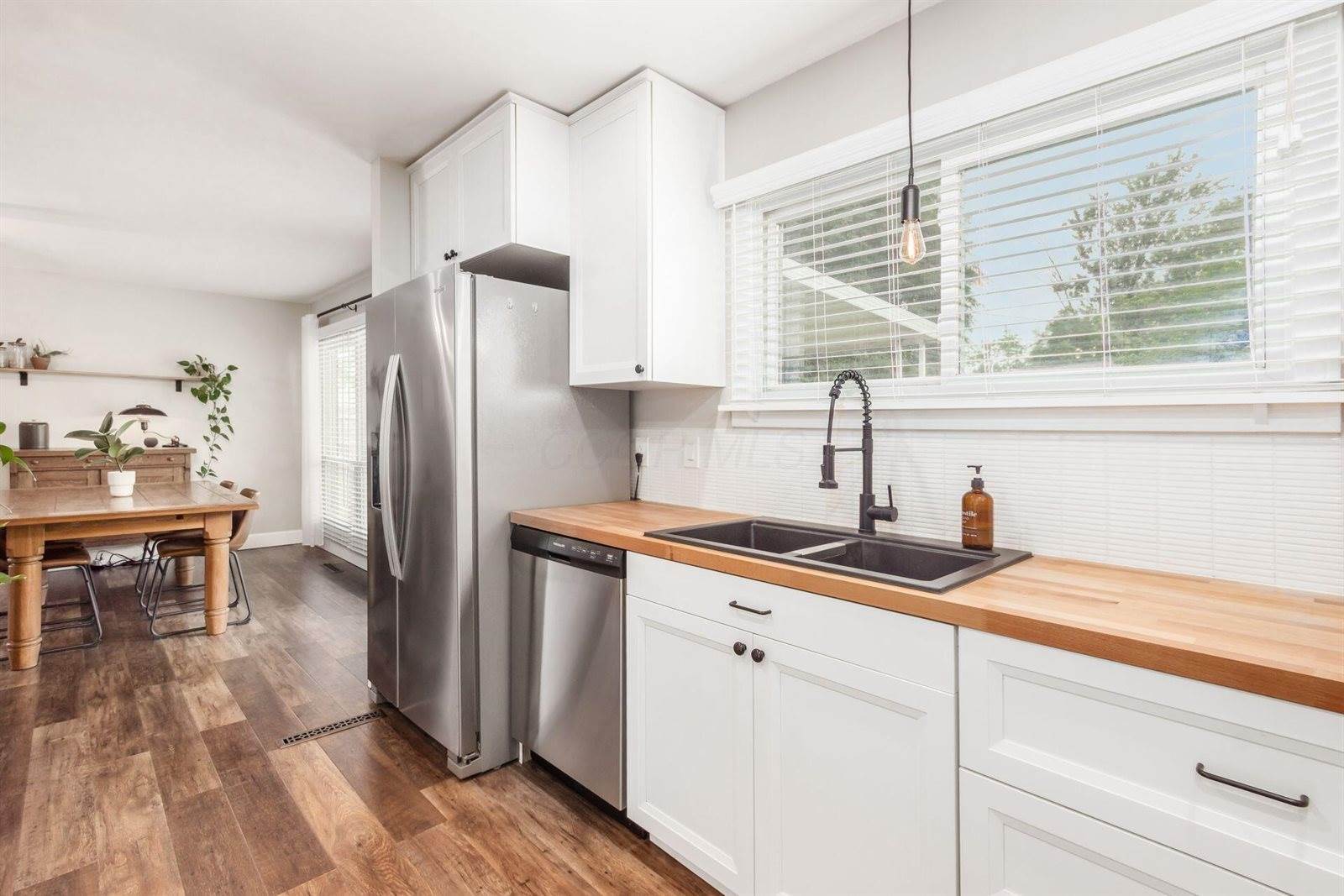 436 Darbyhurst Road, Columbus, OH 43228