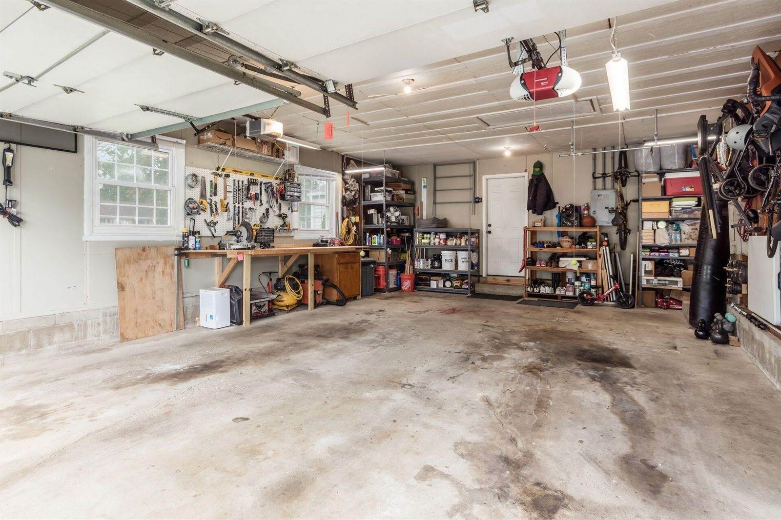 436 Darbyhurst Road, Columbus, OH 43228