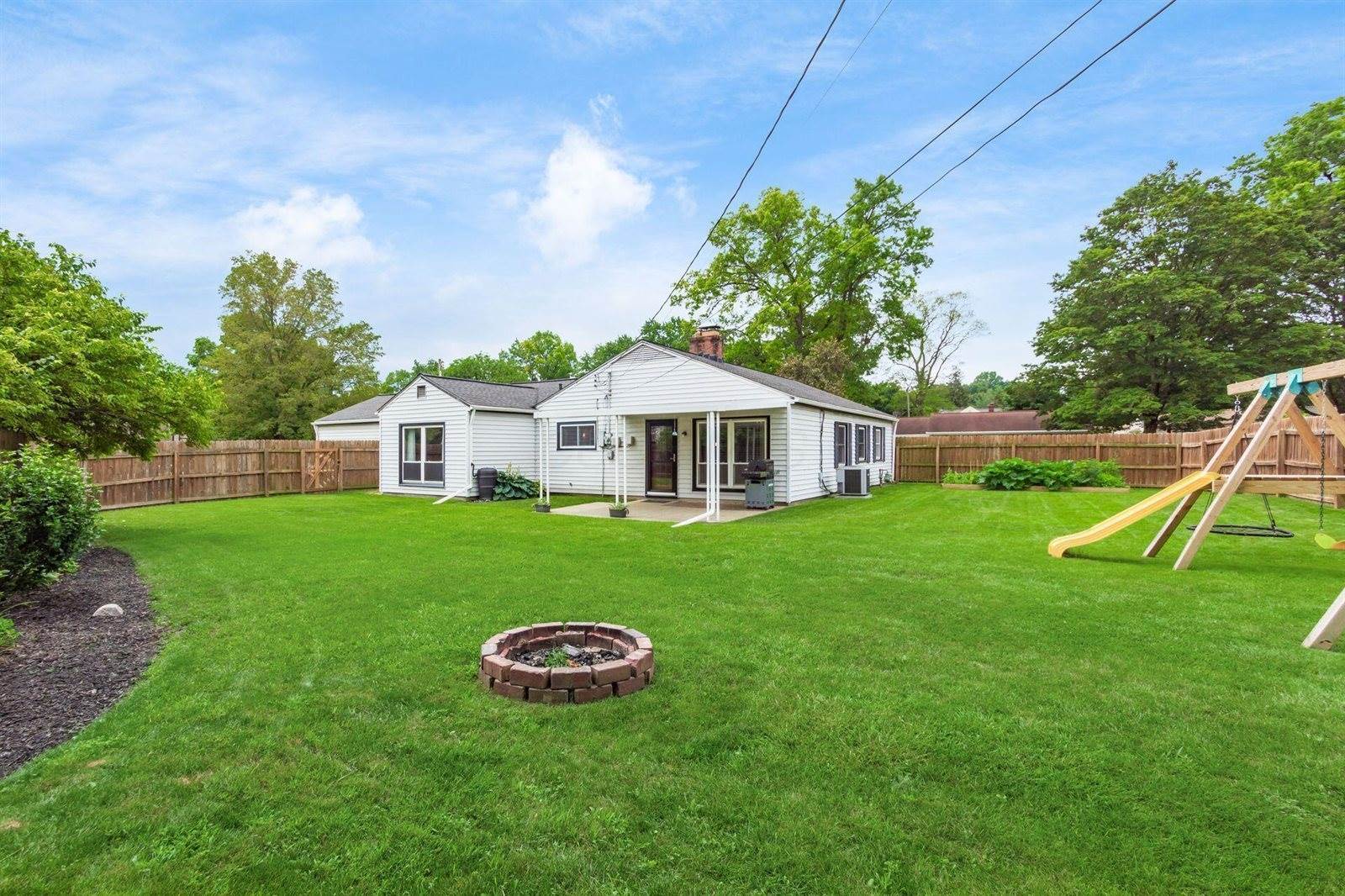 436 Darbyhurst Road, Columbus, OH 43228