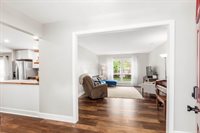 436 Darbyhurst Road, Columbus, OH 43228