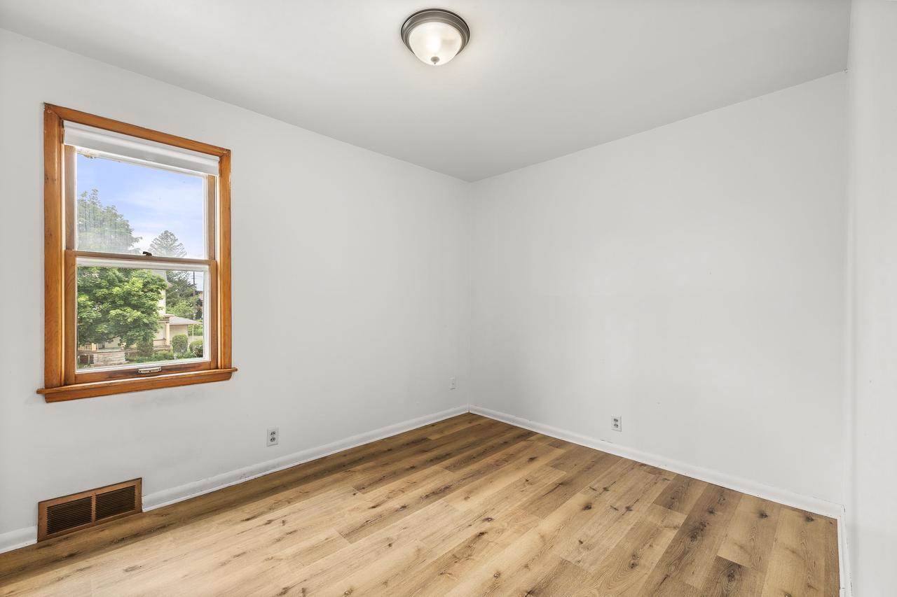 1219 Grand Avenue, Wausau, WI 54403