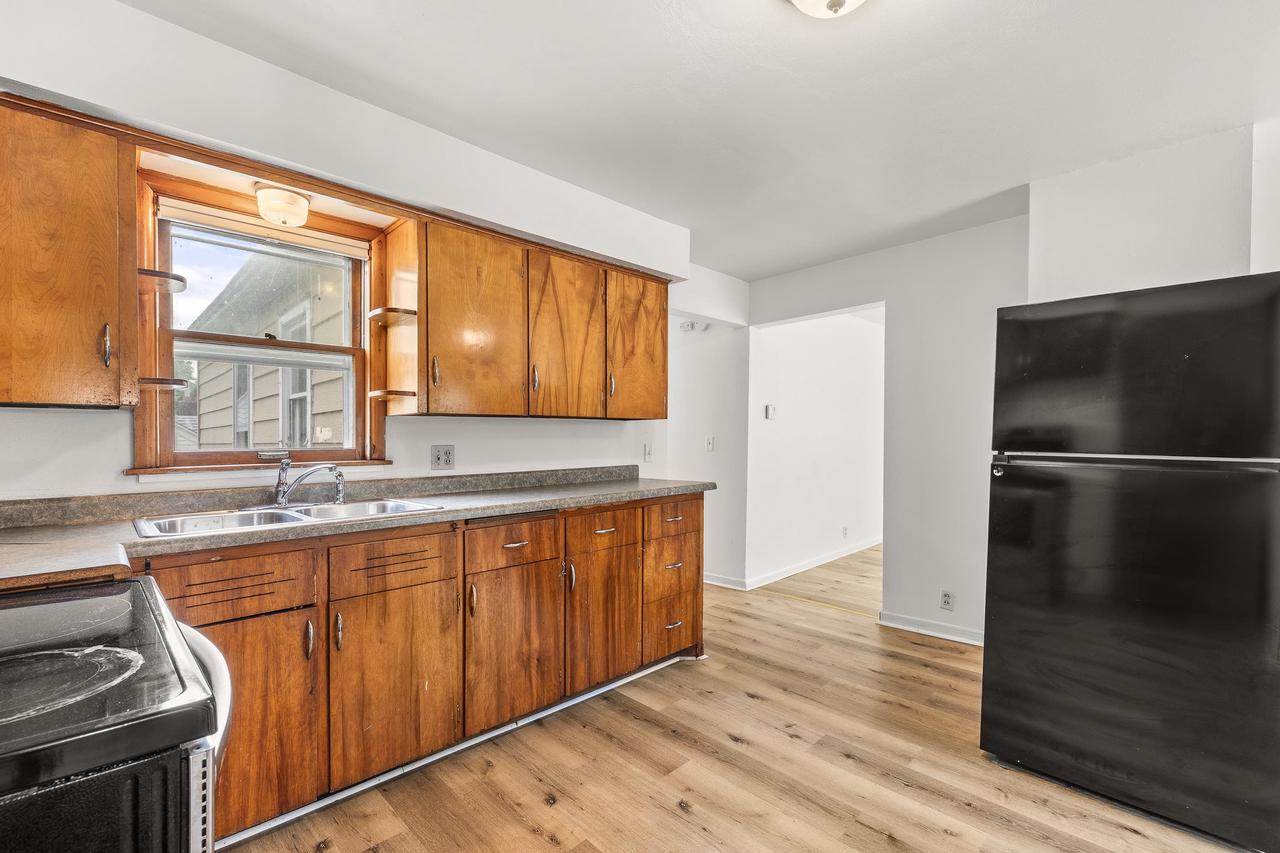 1219 Grand Avenue, Wausau, WI 54403