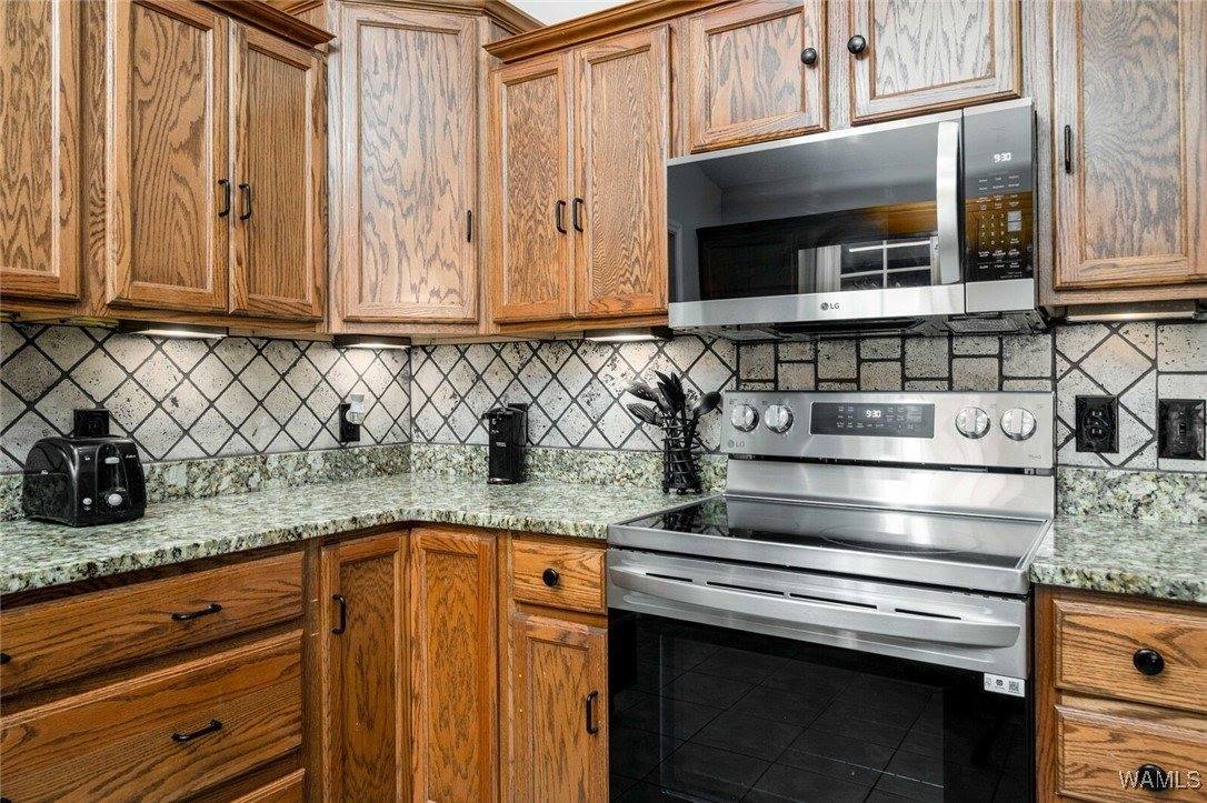 1428 Plymouth Lane, Tuscaloosa, AL 35406