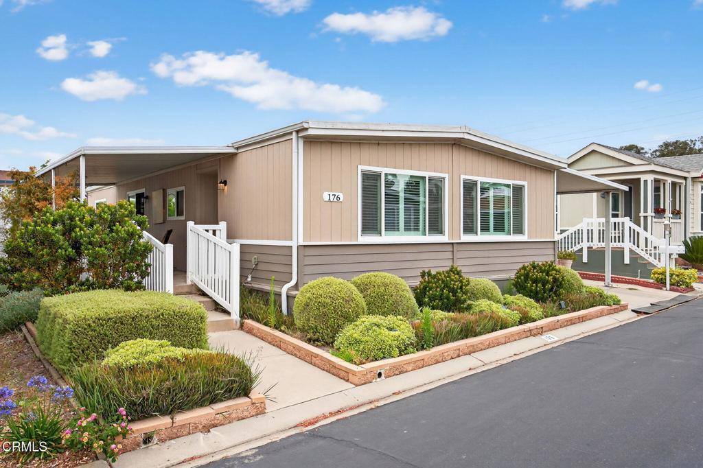 176 Chaucer Lane, Ventura, CA 93003