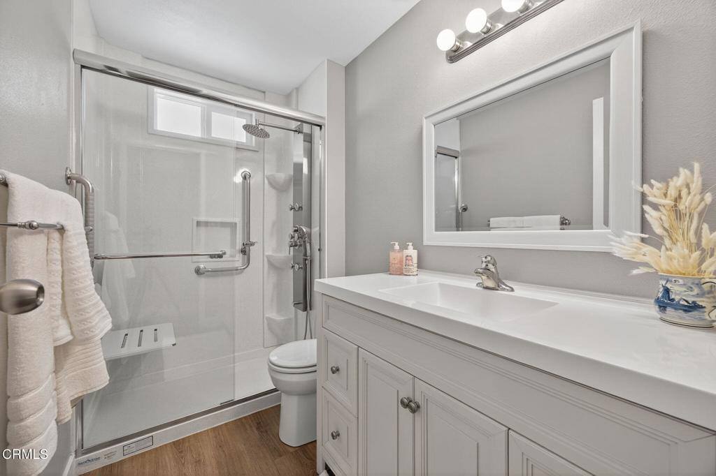 176 Chaucer Lane, Ventura, CA 93003