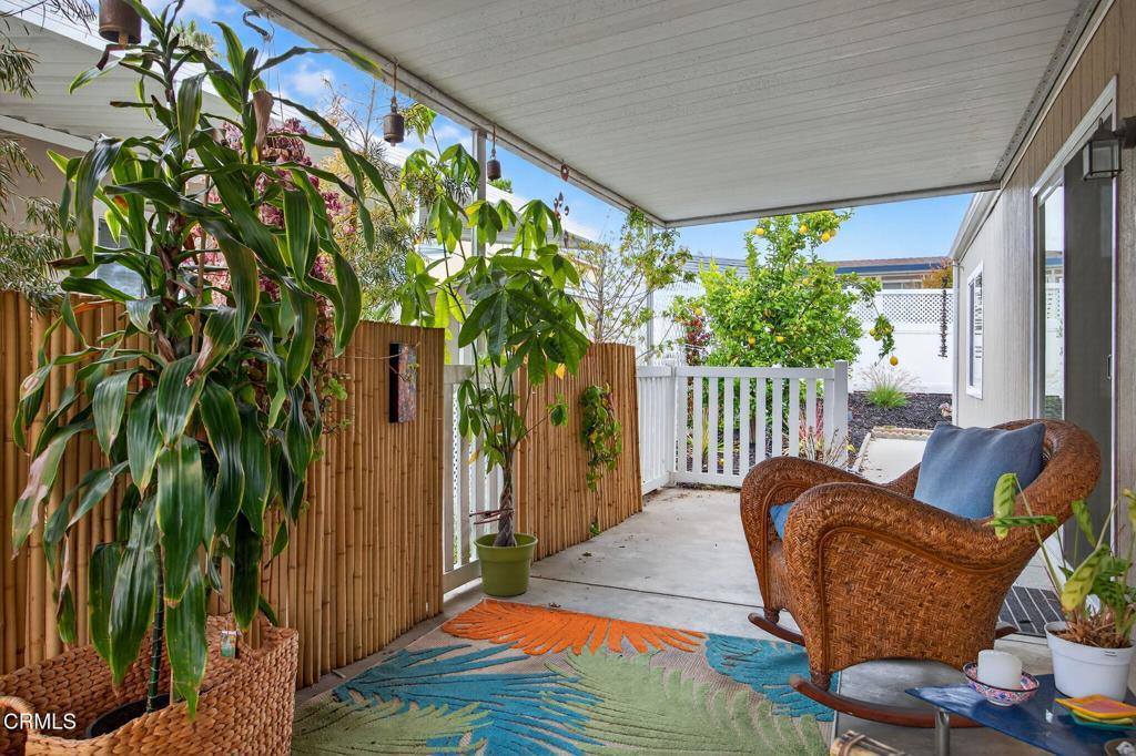 176 Chaucer Lane, Ventura, CA 93003