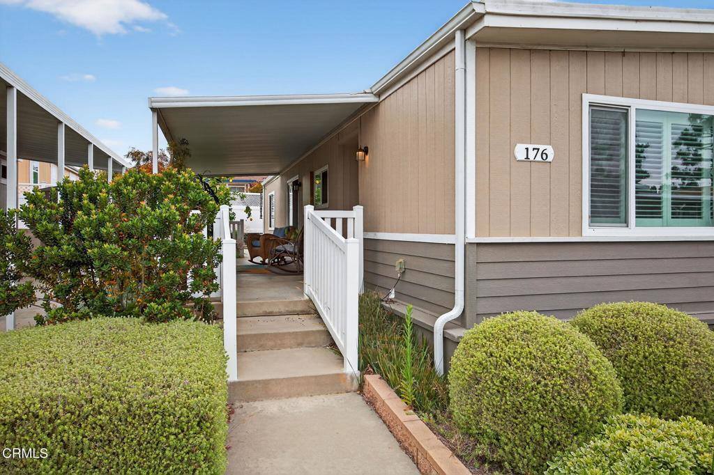 176 Chaucer Lane, Ventura, CA 93003