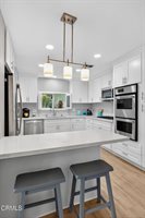 176 Chaucer Lane, Ventura, CA 93003