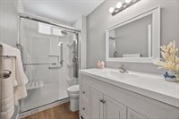 176 Chaucer Lane, Ventura, CA 93003