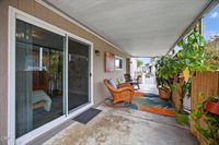 176 Chaucer Lane, Ventura, CA 93003