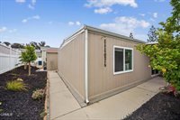 176 Chaucer Lane, Ventura, CA 93003