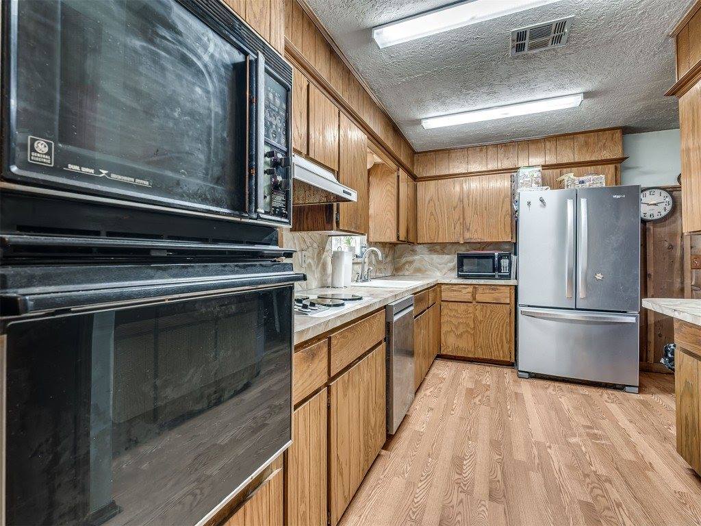 201 North 72nd Street, Noble, OK 73068