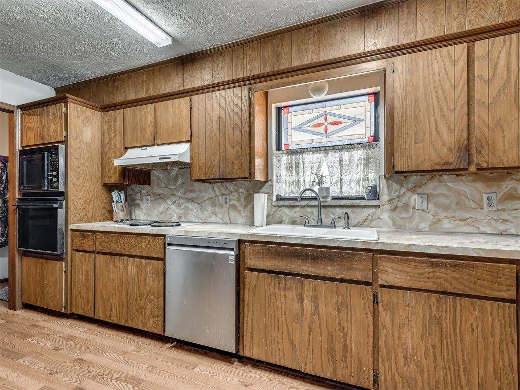 201 North 72nd Street, Noble, OK 73068