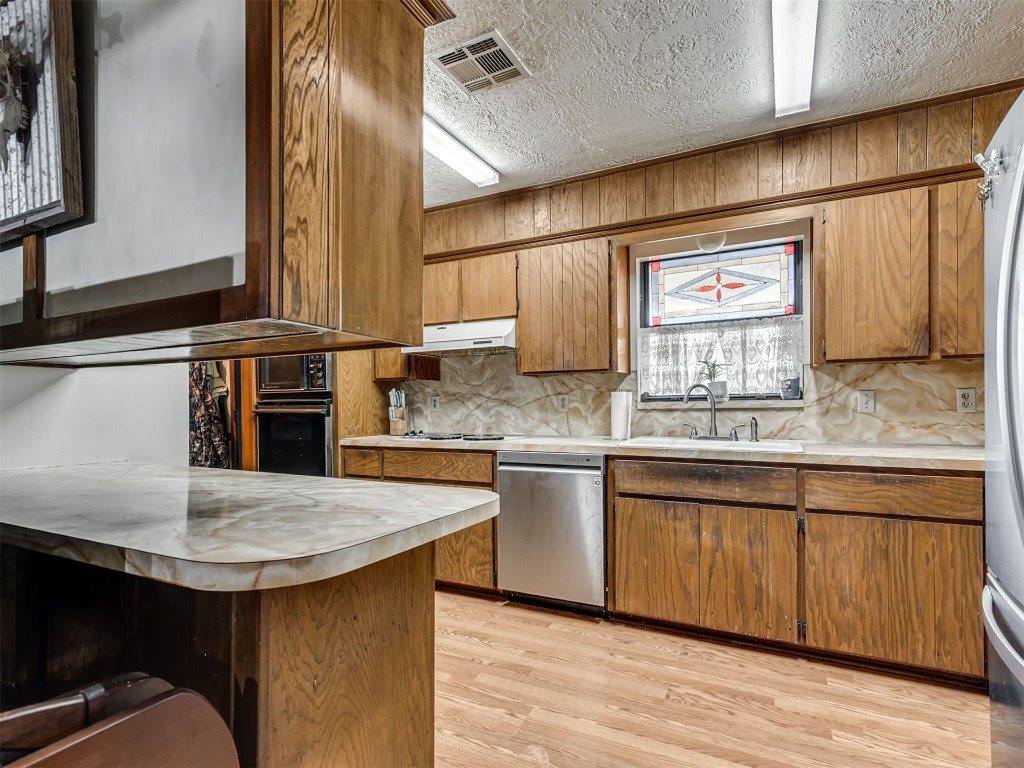 201 North 72nd Street, Noble, OK 73068