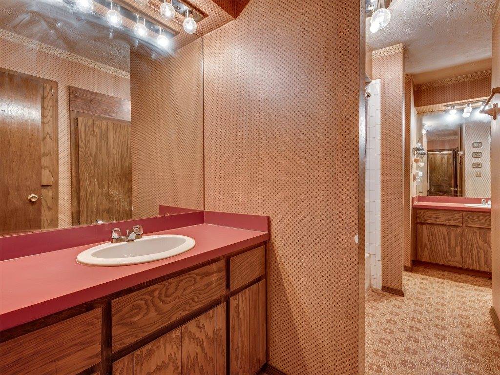 201 North 72nd Street, Noble, OK 73068