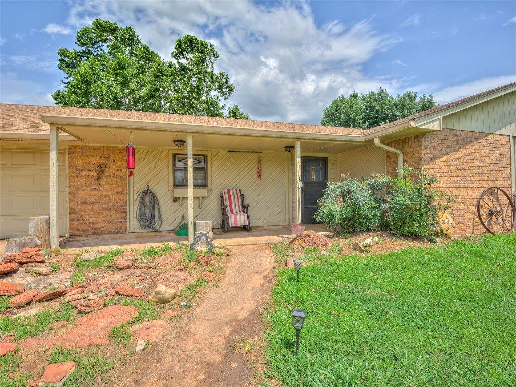 201 North 72nd Street, Noble, OK 73068