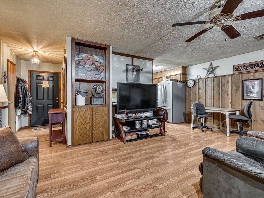 201 North 72nd Street, Noble, OK 73068