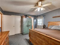 201 North 72nd Street, Noble, OK 73068