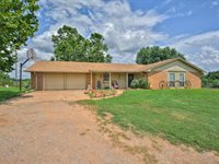 201 North 72nd Street, Noble, OK 73068