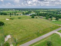 201 North 72nd Street, Noble, OK 73068