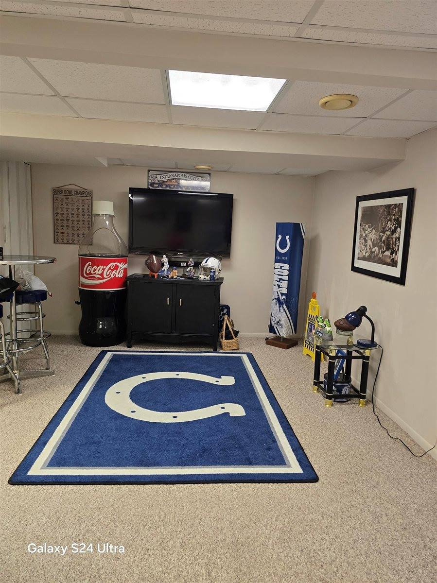 1615 NW Glacial Dr, Minot, ND 58703