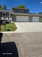 1615 NW Glacial Dr, Minot, ND 58703