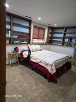 1615 NW Glacial Dr, Minot, ND 58703