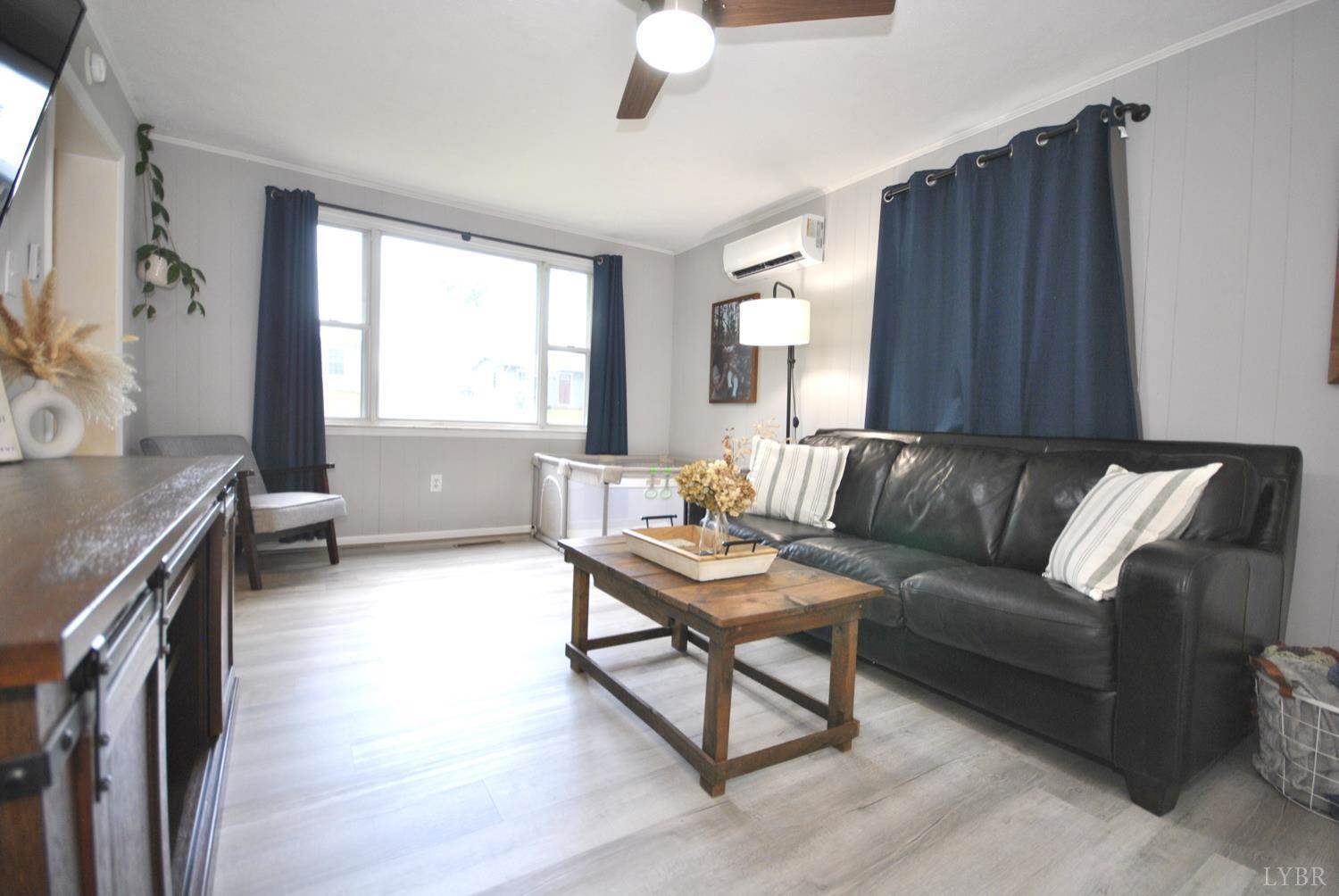 1021 Piedmont Street, Bedford, VA 24523