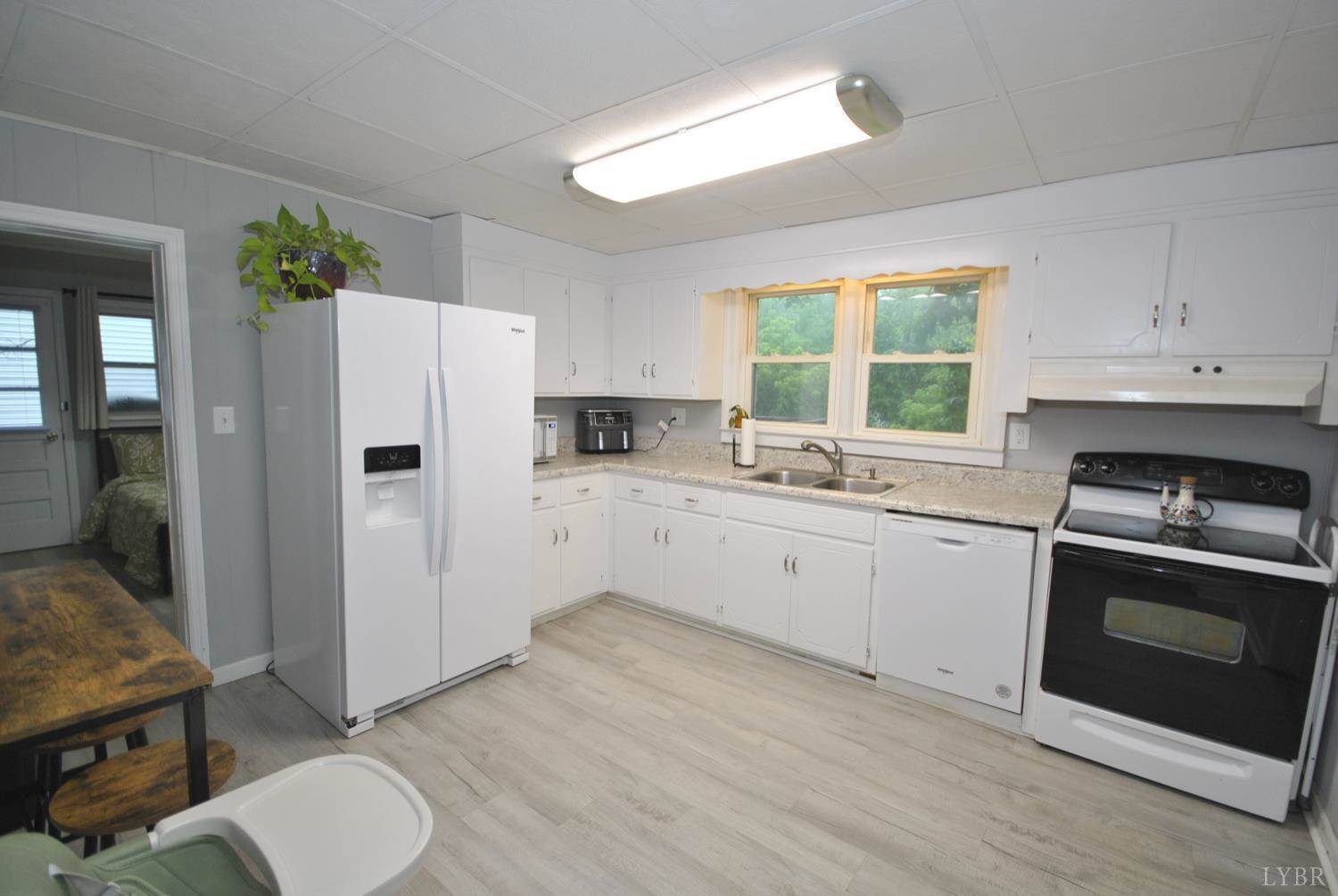 1021 Piedmont Street, Bedford, VA 24523