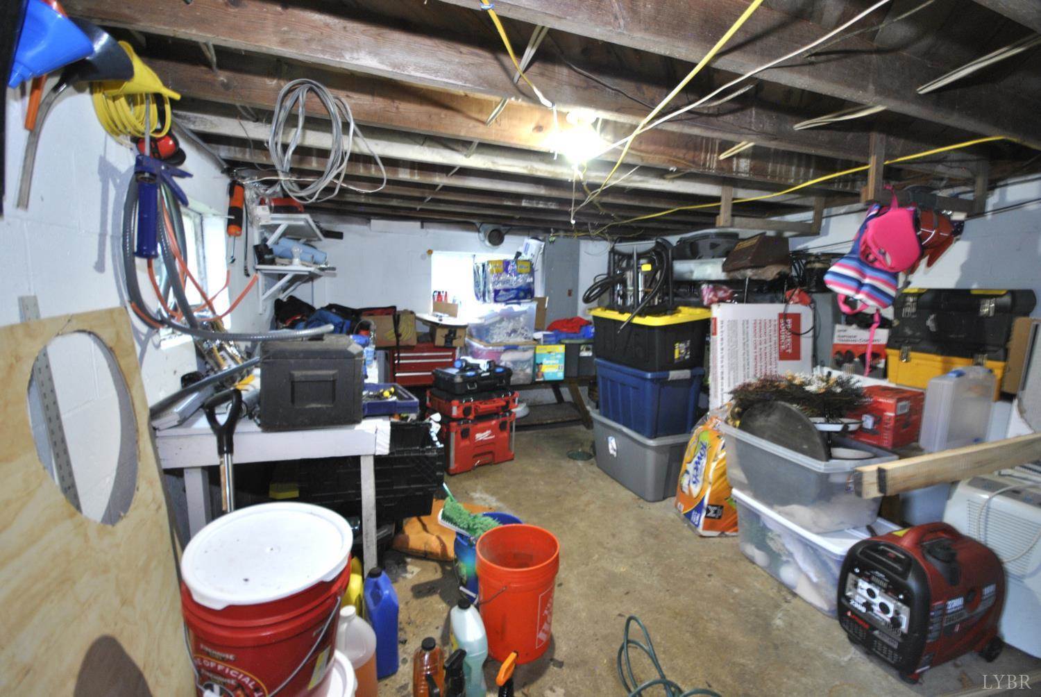 1021 Piedmont Street, Bedford, VA 24523