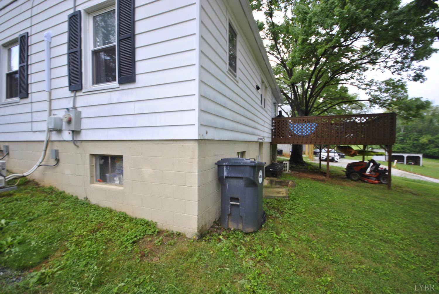 1021 Piedmont Street, Bedford, VA 24523