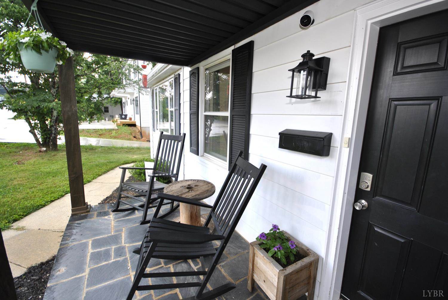 1021 Piedmont Street, Bedford, VA 24523